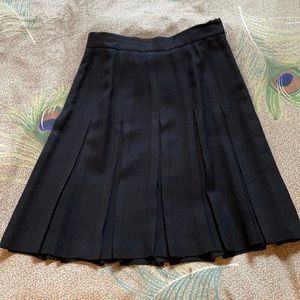 Vintage J. McLaughlin Black pleated skirt